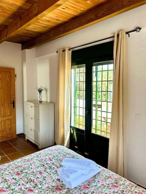 Hispalis Villa En Aracena La Umbria  Экстерьер фото